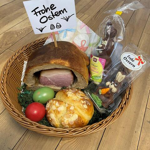 osterschinken-im-osternest-von-data-factory-fuer-seine-mitarbeiter