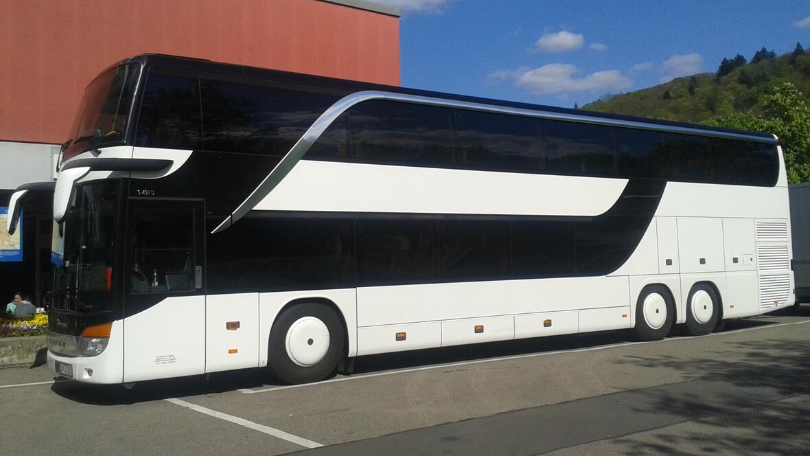luxus-reisebus-typ-setra-s-431-dt-3-achser-(2)