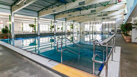 parkbad-neuburg-schwimmerbecken